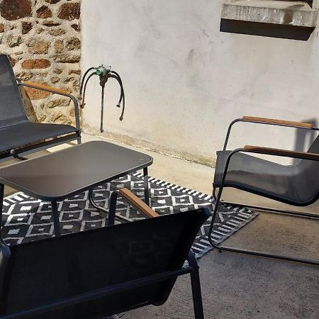 Gite Comme Chez Soi Ducey Les Cheris Extérieur photo