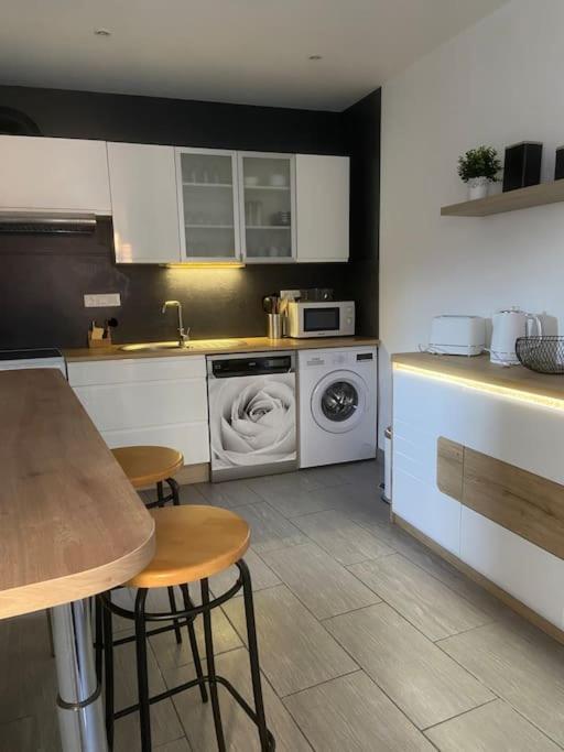 Gite Comme Chez Soi Ducey Les Cheris Extérieur photo